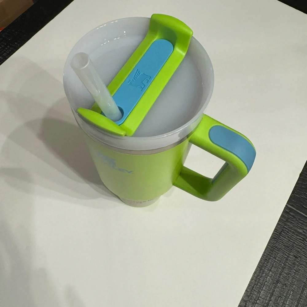 Bright Lime Stanley Authentic The 40 Oz Quencher H2.0 Flowstate Tumbler NWT - Picture 7 of 11